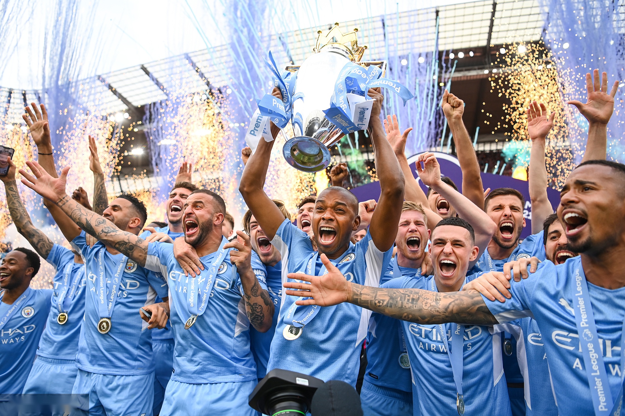 随着武磊继 随着武磊继